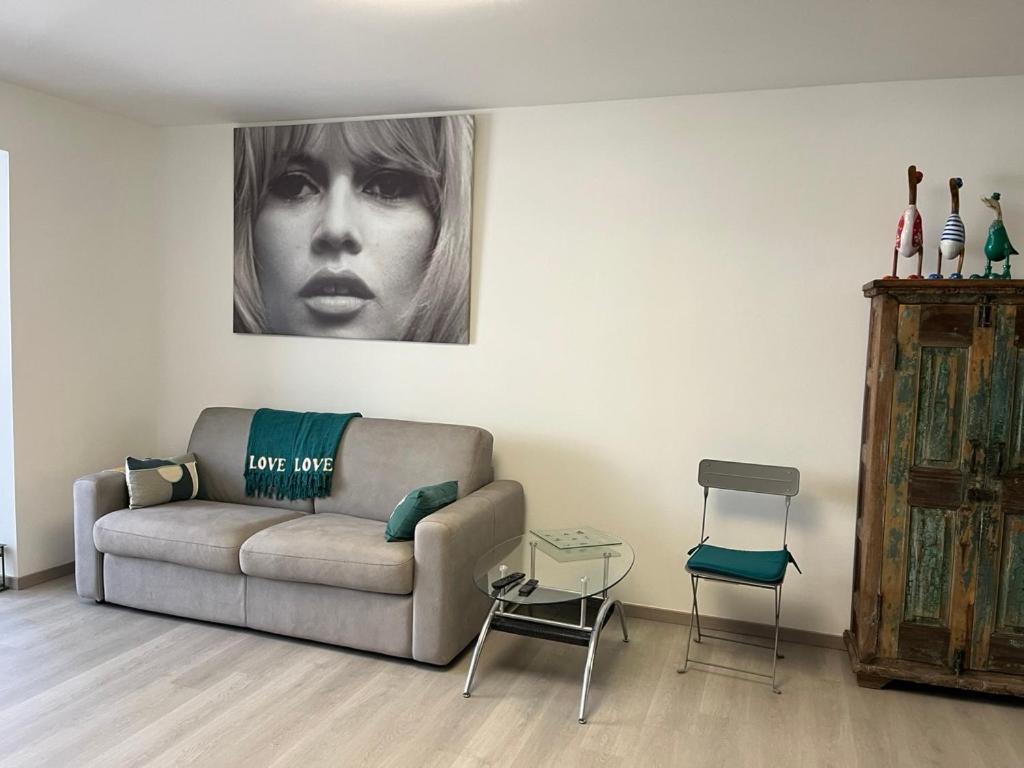 T2! 3 Ou 4 Personnes Centre Ville Neuf Avec Garage Sanary-sur-Mer Dış mekan fotoğraf